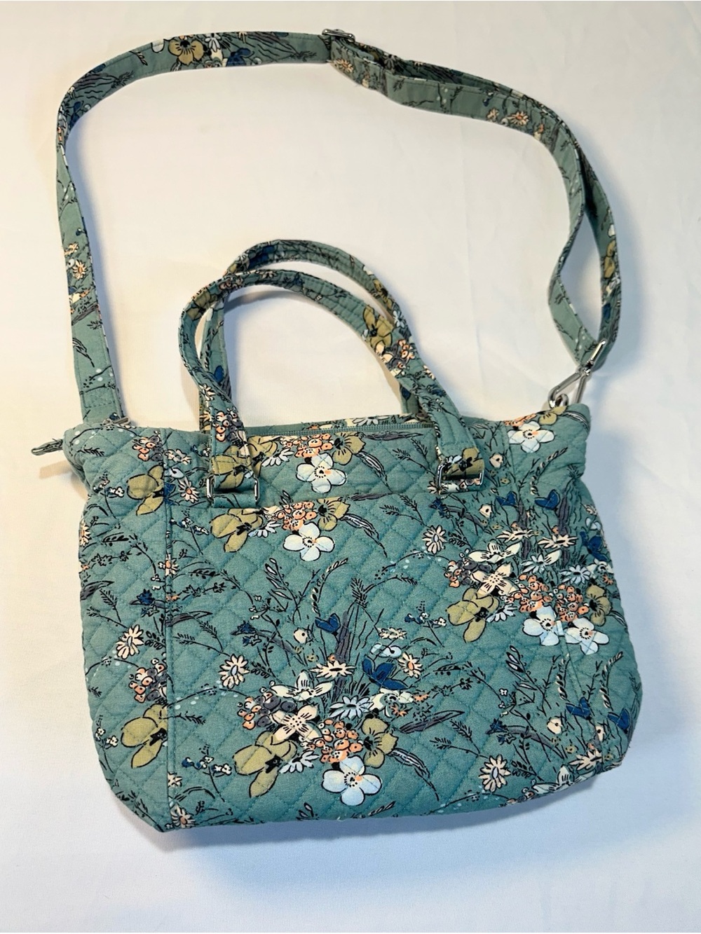 Vera Bradley Glenna satchel in Sunlit Garden Sage (retired print) w/dual straps